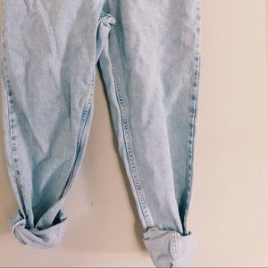Levi’s vintage high waisted light denim 505’s